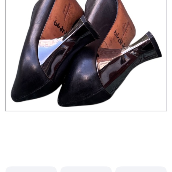 Vintage Salvatore Ferragamo Black Leather Heels Pumps Metallic heel 9 1/2 2A - Picture 12 of 13